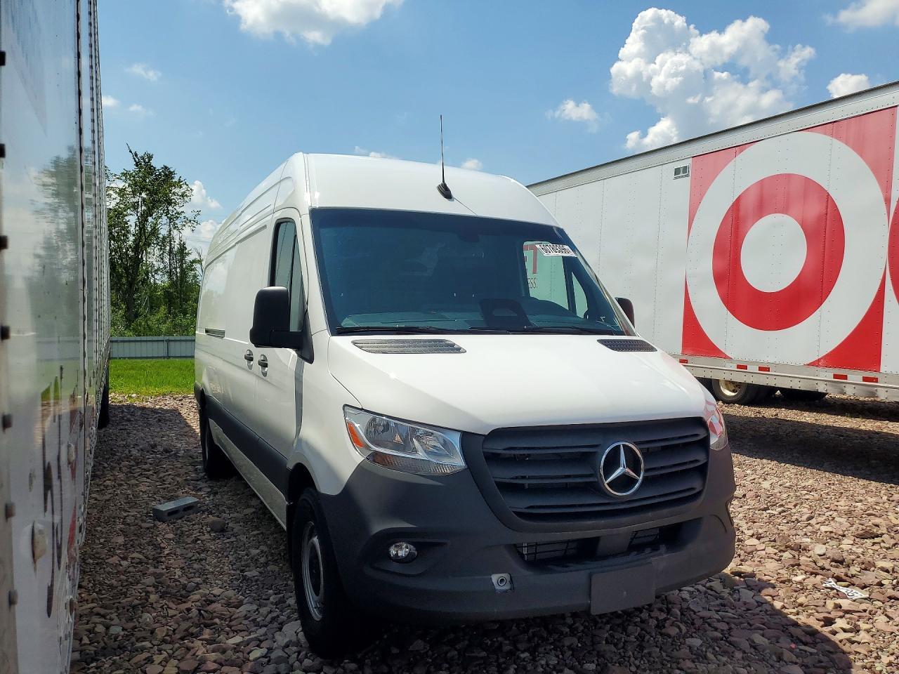2025 Mercedes-Benz Sprinter 2500 - Image 4