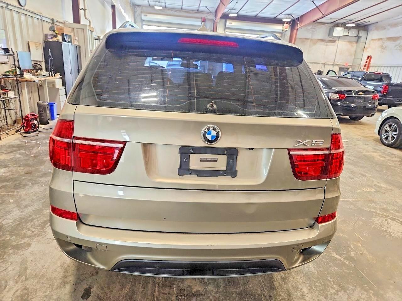 2011 BMW X5 xDrive35D - Фото 6