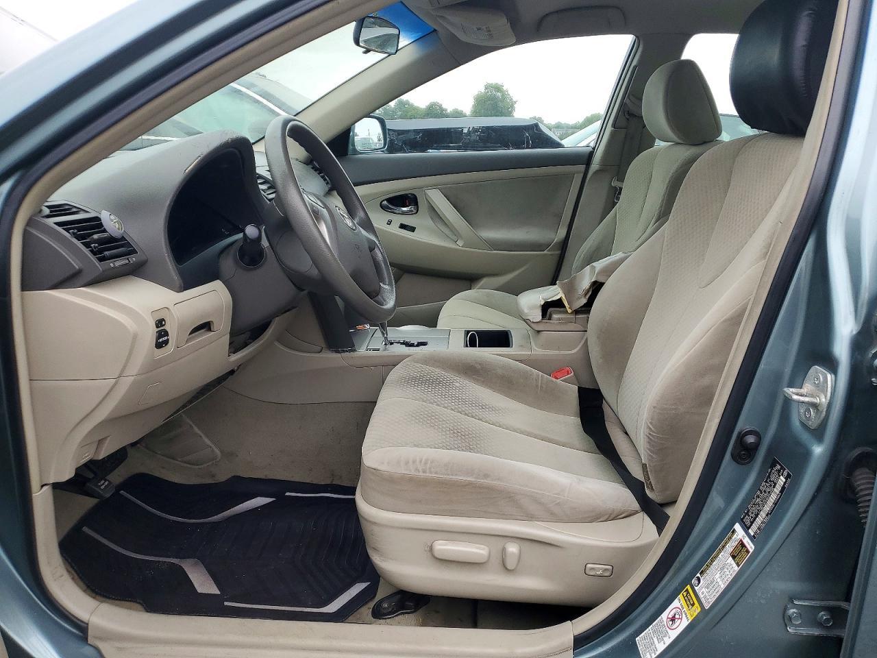 2009 Toyota Camry Le - Фото 7