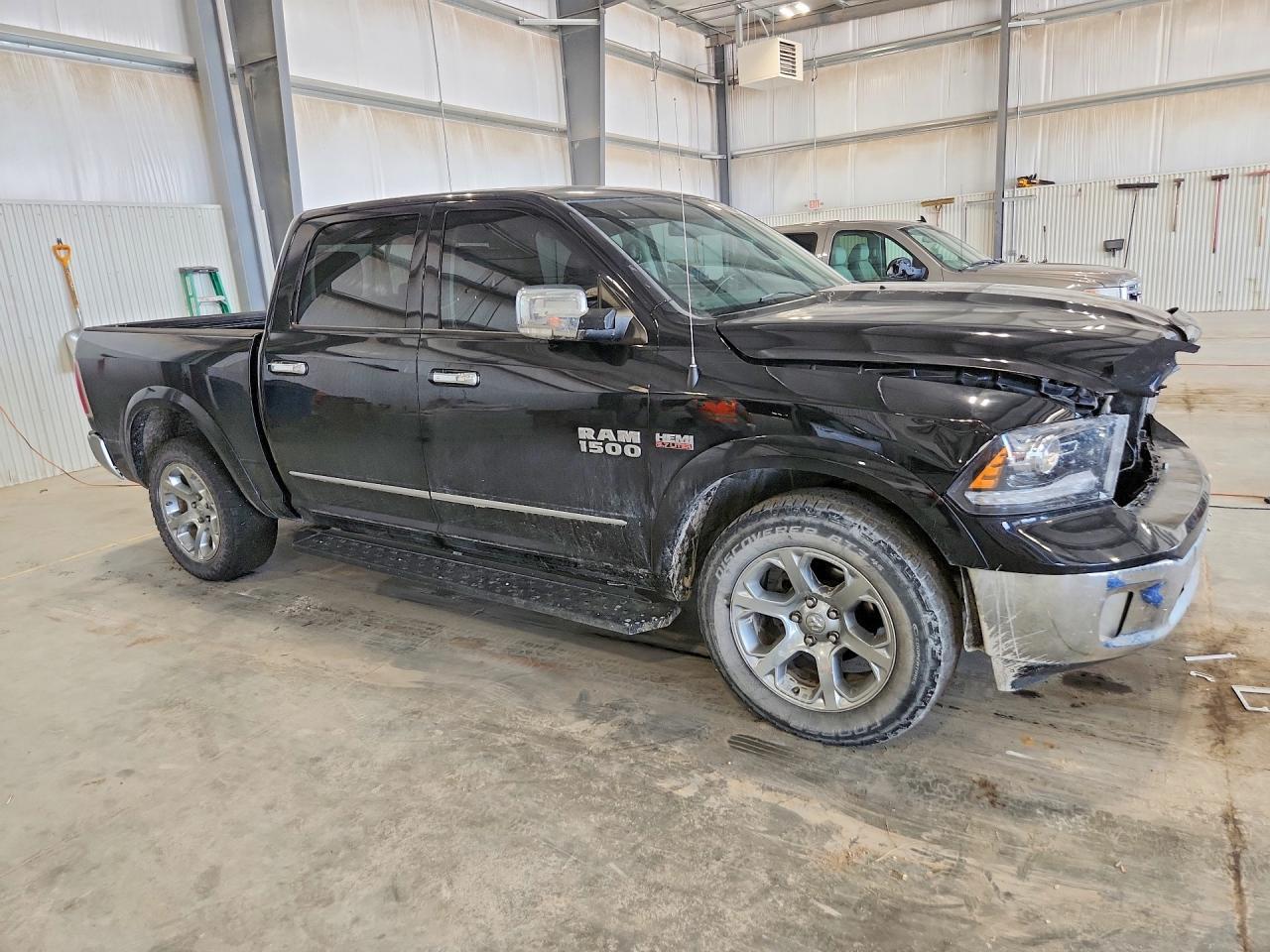 2015 Ram 1500 Laramie - Image 4