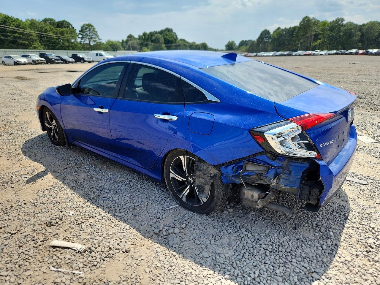 2017 Honda Civic Touring - Фото 2