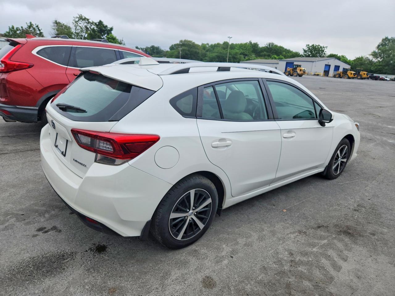 2021 Subaru Impreza Premium - Image 3