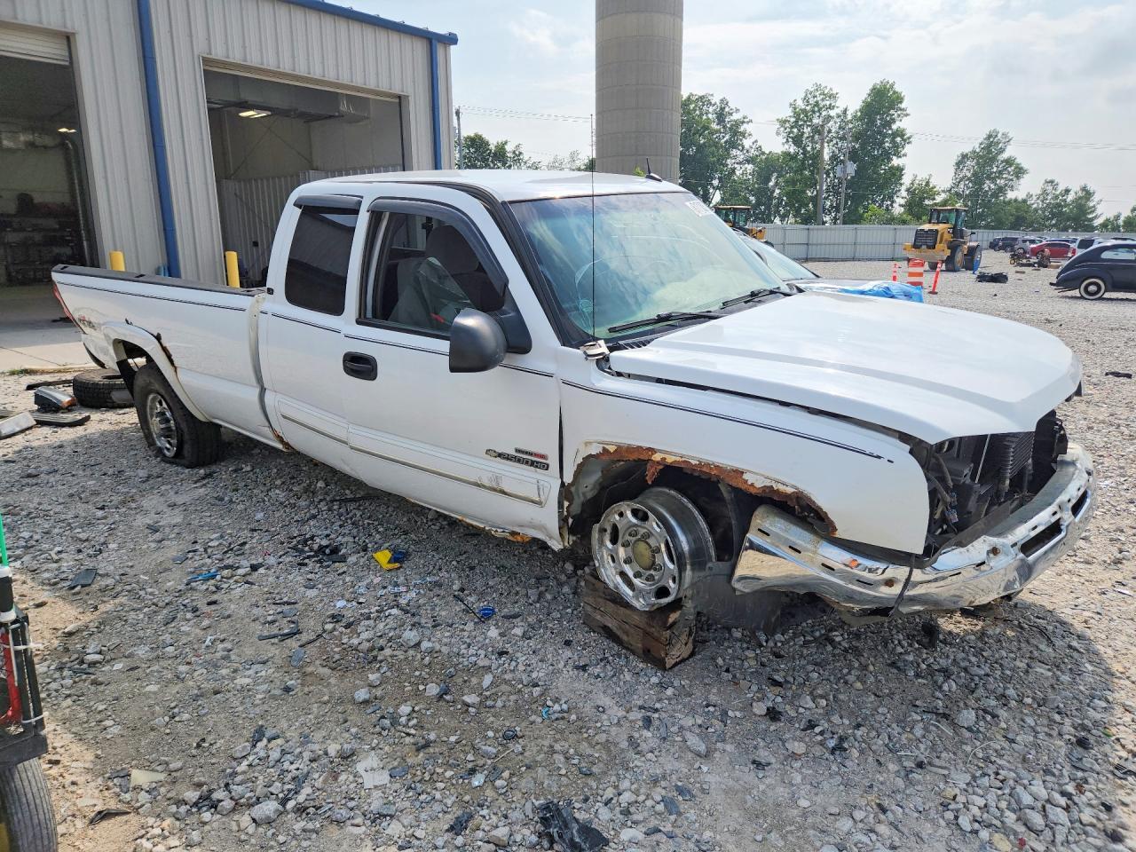 2004 Chevrolet Silverado K2500 Heavy Duty - Фото 4