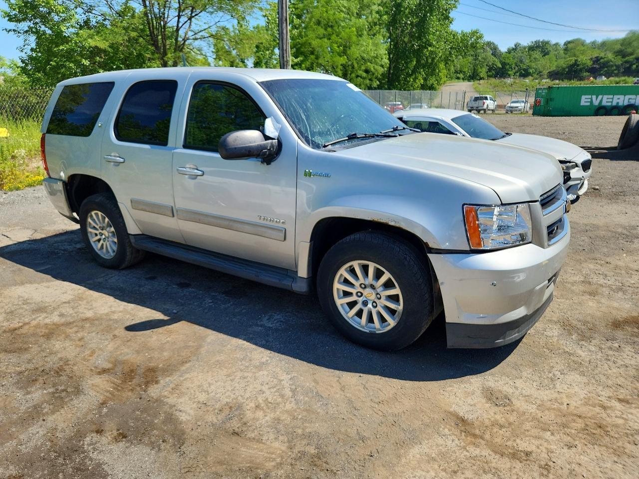 2011 Chevrolet Tahoe Hybrid - Image 4