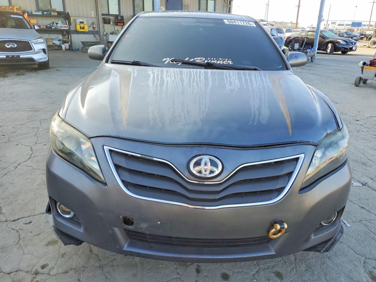 2011 Toyota Camry Le - Image 5