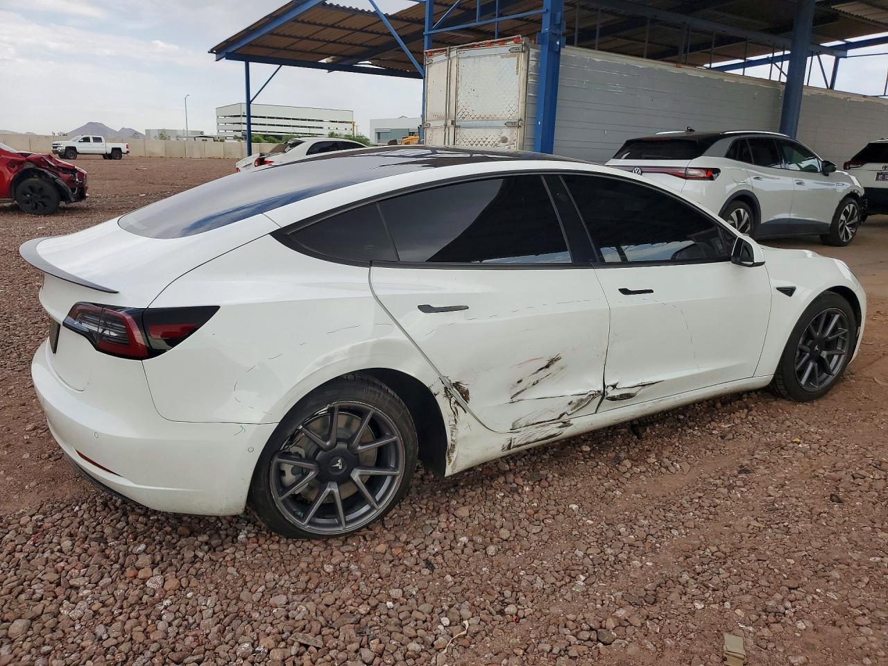 2021 Tesla Model 3 - Фото 3
