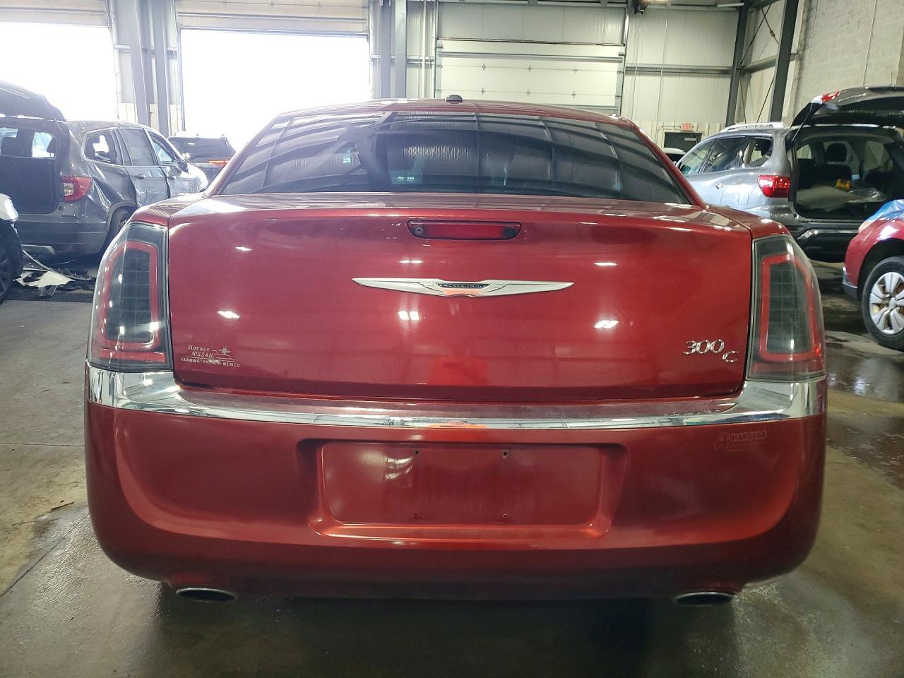 2014 Chrysler 300C - Фото 6