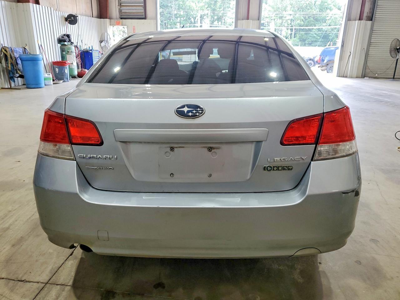 2012 Subaru Legacy 2.5I Premium - Image 6