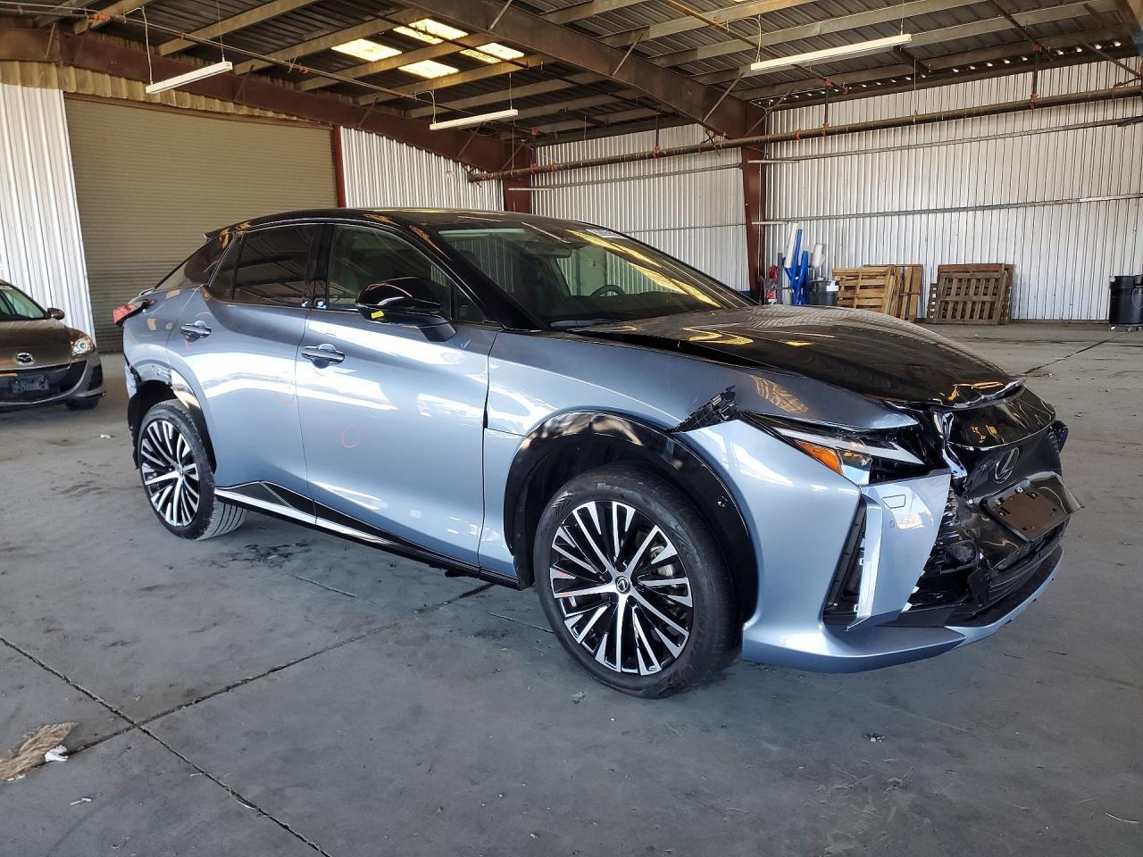 2024 Lexus Rz 300E - Image 4