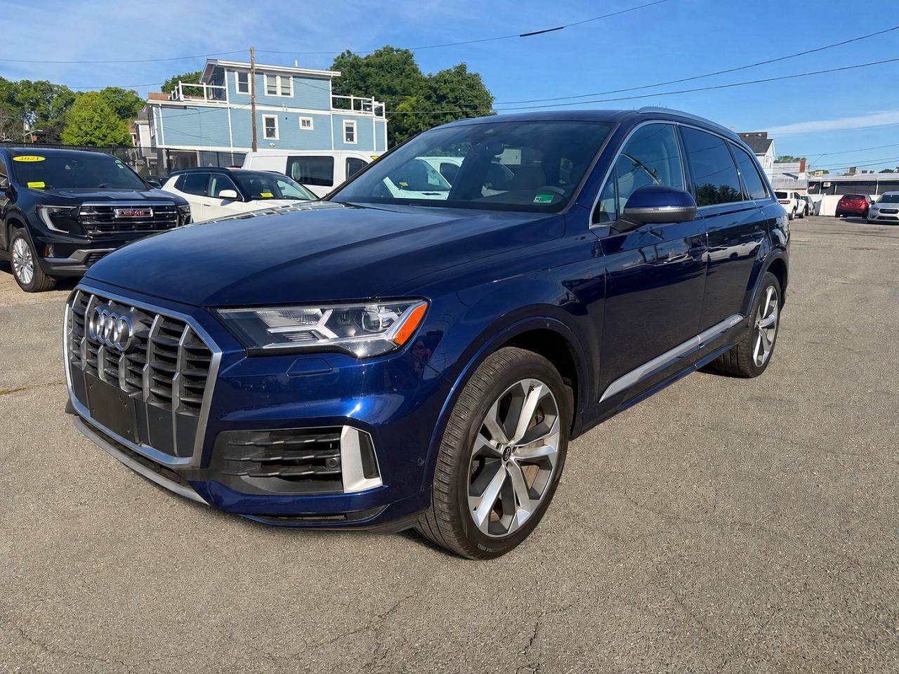 2021 Audi Q7 Premium Plus - Image 2