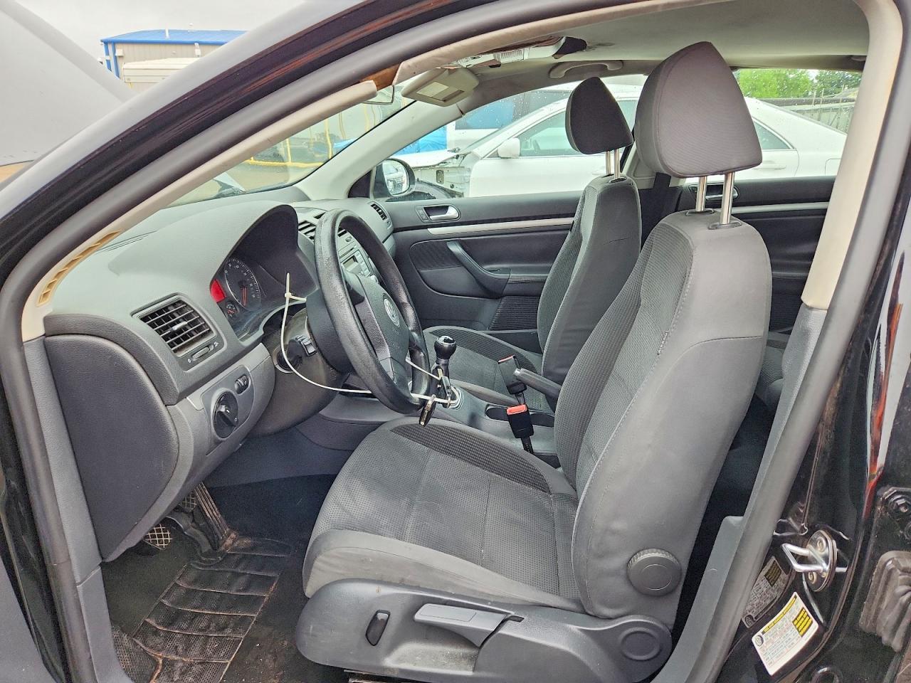 2008 Volkswagen Jetta S - Image 7