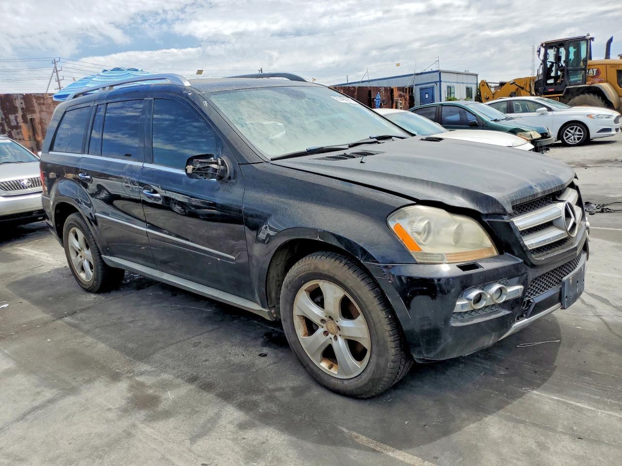 2010 Mercedes-Benz Gl 450 4Matic - Image 4