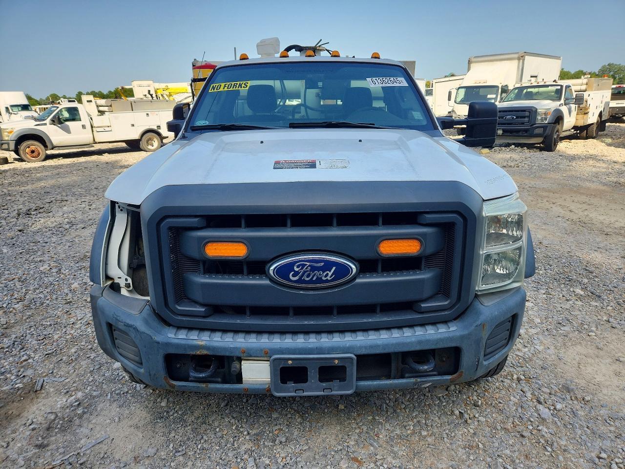 2015 Ford F450 Super Duty - Image 5