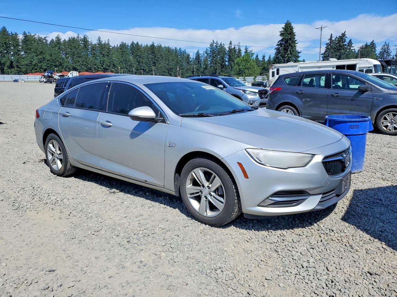 2018 Buick Regal Preferred - Image 4