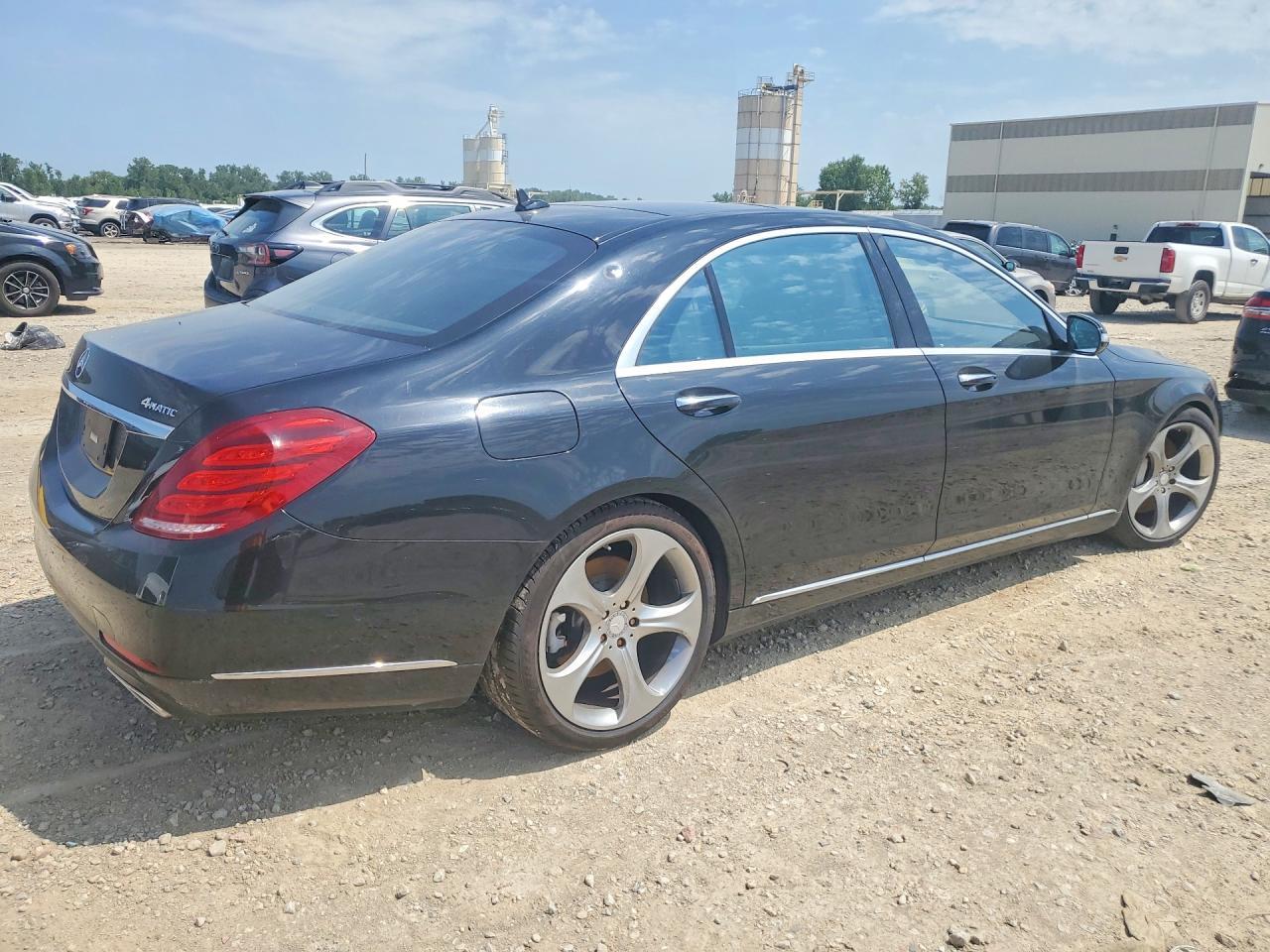 2015 Mercedes-Benz S 550 4Matic - Фото 3