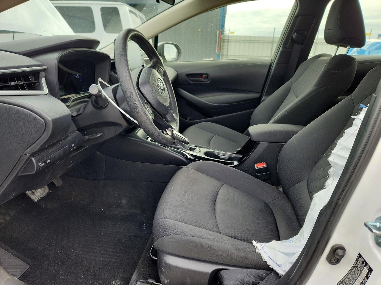 2022 Toyota Corolla Le - Image 7