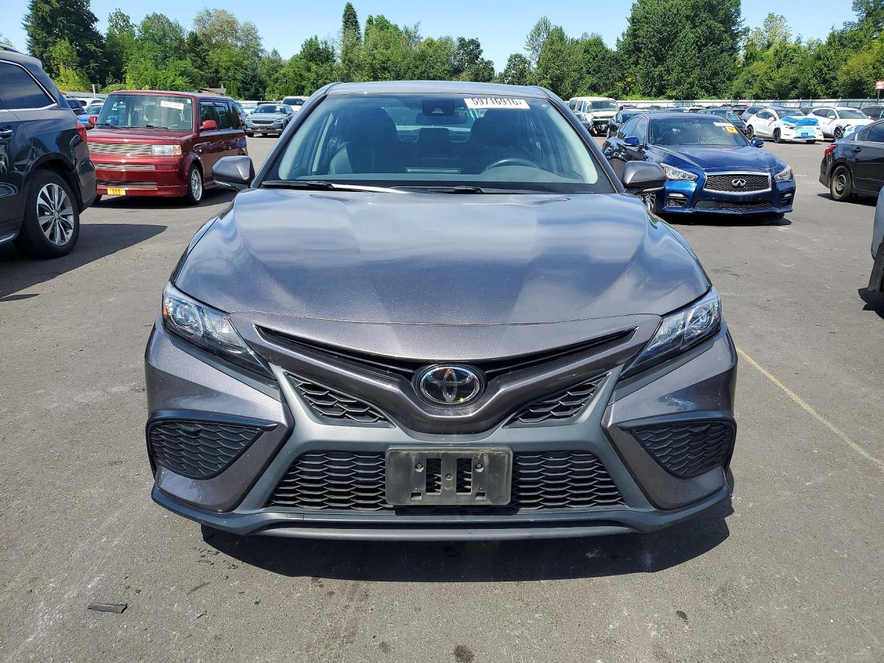 2022 Toyota Camry Se - Фото 5