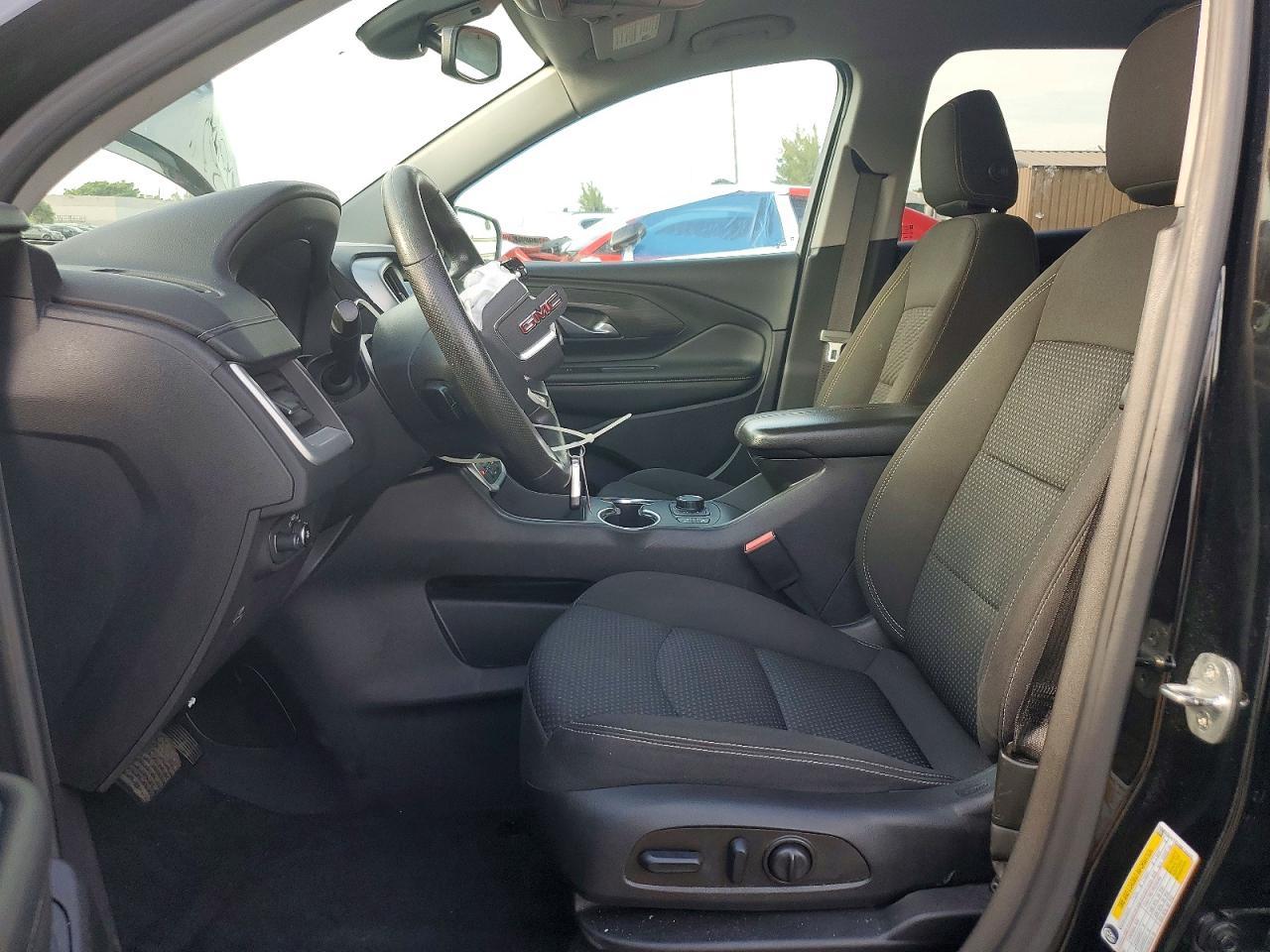 2022 GMC Terrain Sle - Image 7