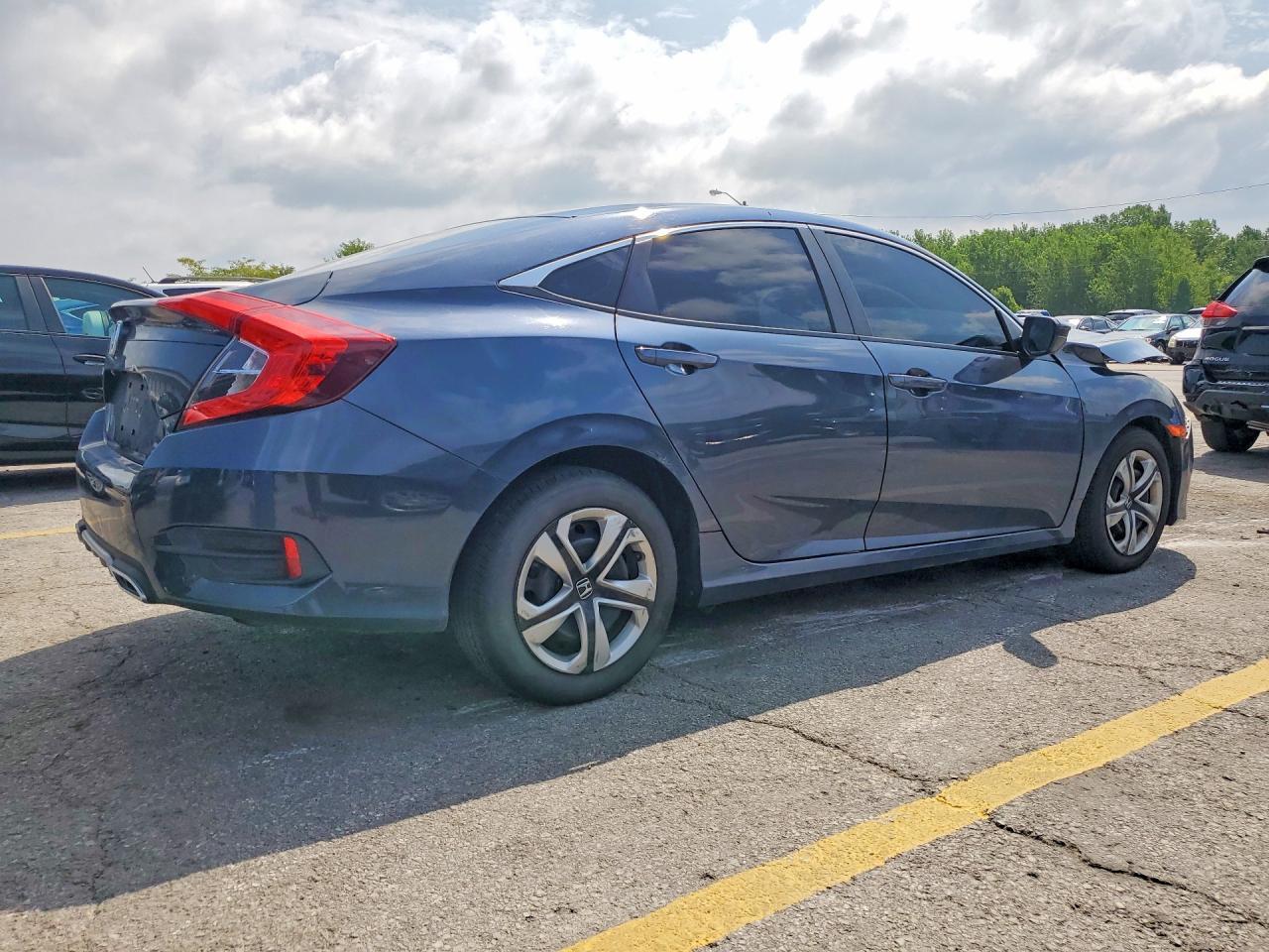 2018 Honda Civic Lx - Image 3