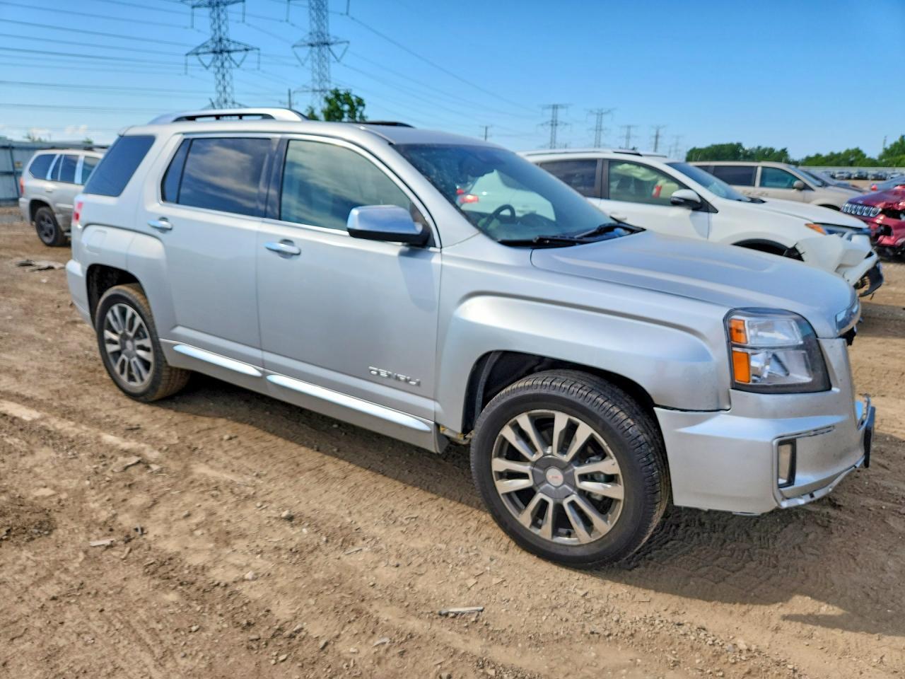 2016 GMC Terrain Denali - Image 4