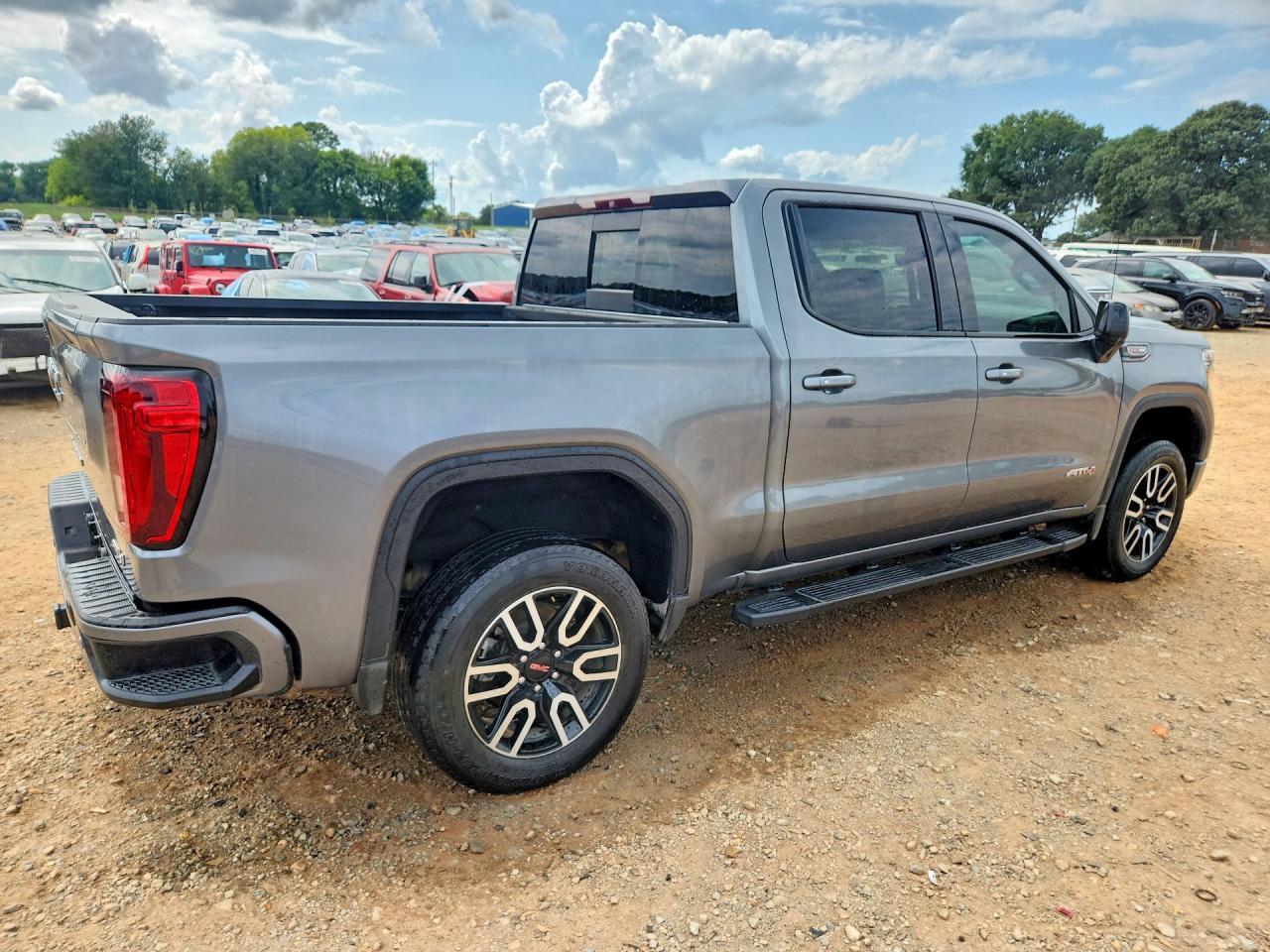 2019 GMC Sierra K1500 At4 - Фото 3