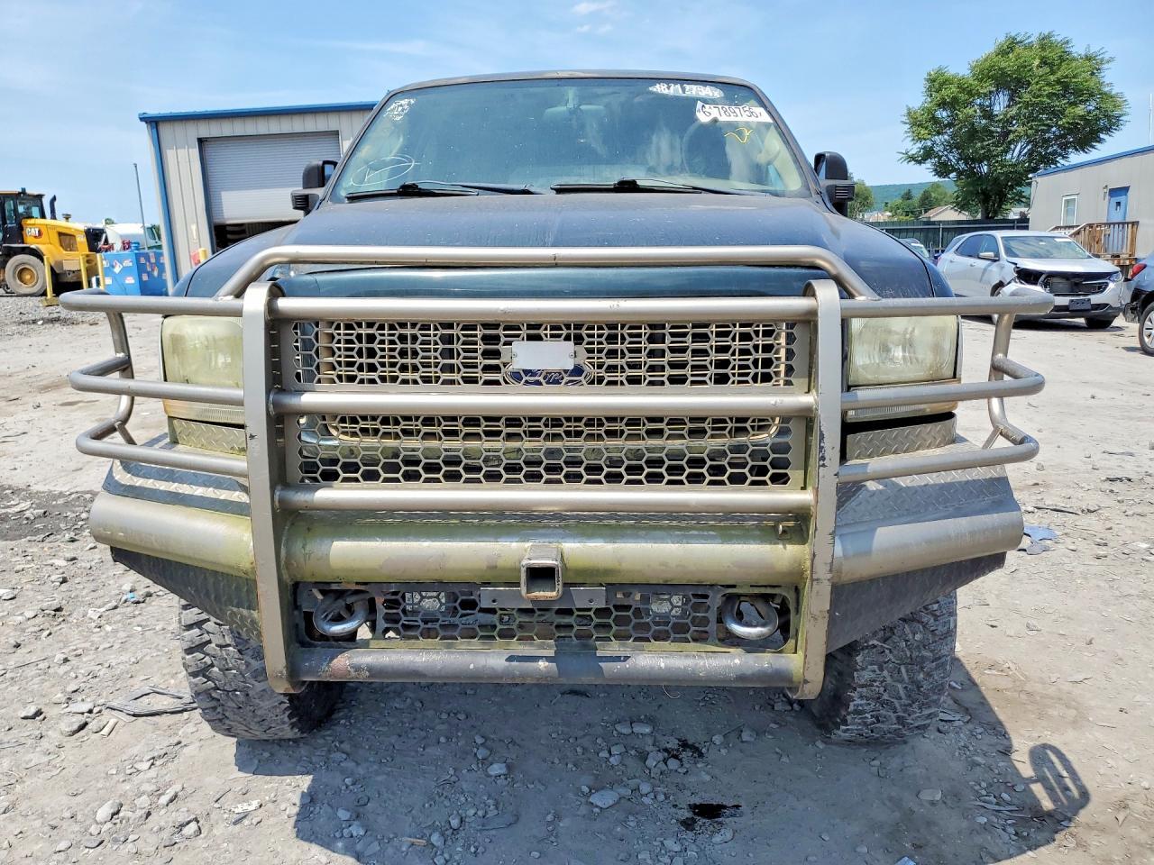 2003 Ford Excursion Eddie Bauer - Image 5