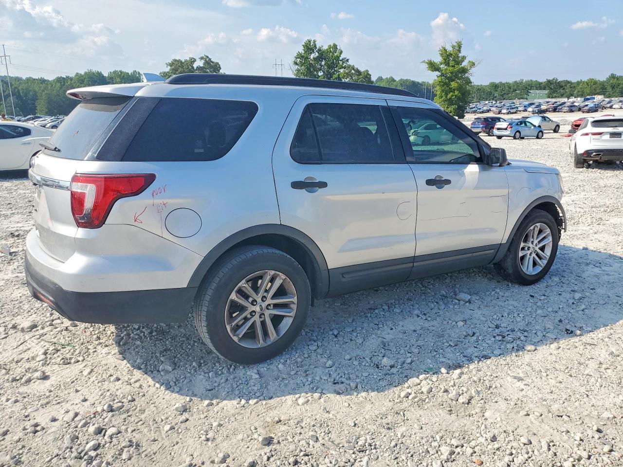 2016 Ford Explorer - Фото 3