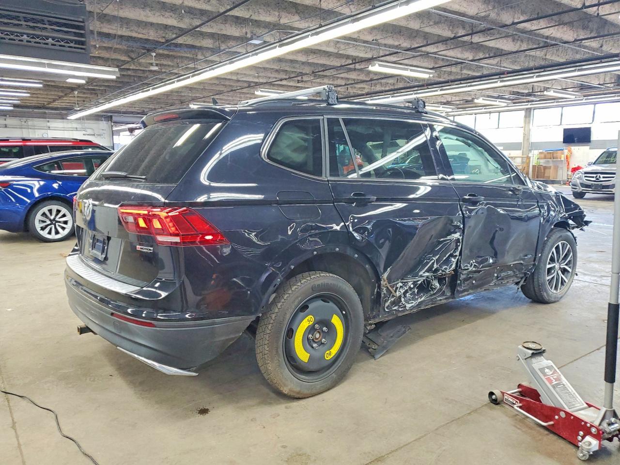 2019 Volkswagen Tiguan Se - Image 3