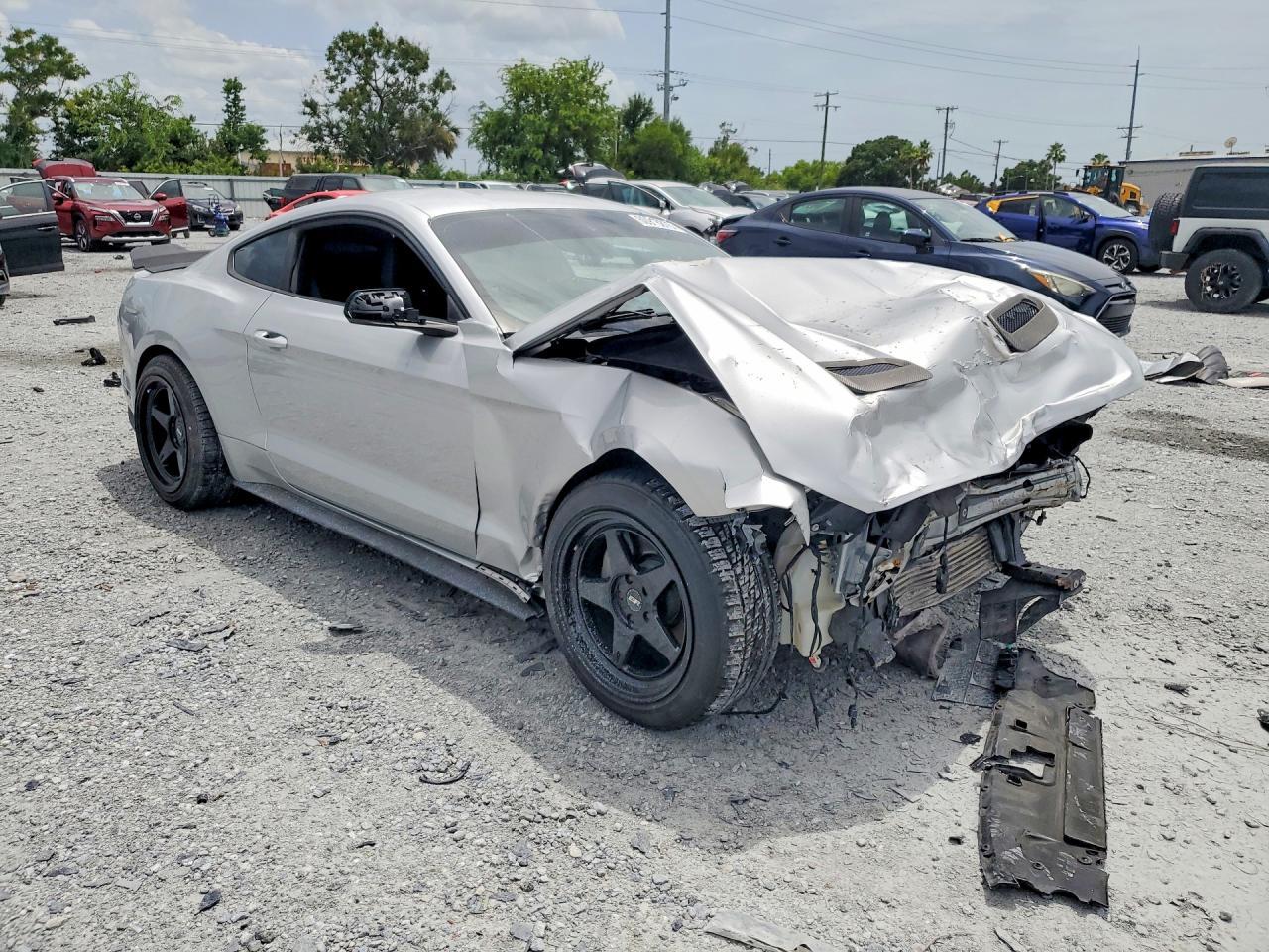 2018 Ford Mustang - Фото 4