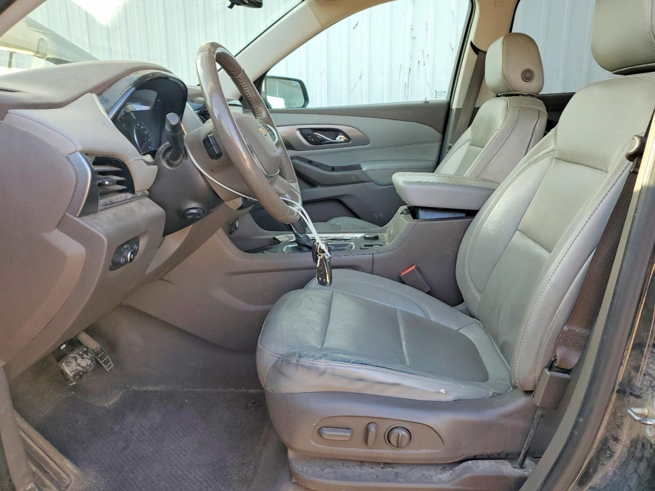 2018 Chevrolet Traverse Premier - Фото 7
