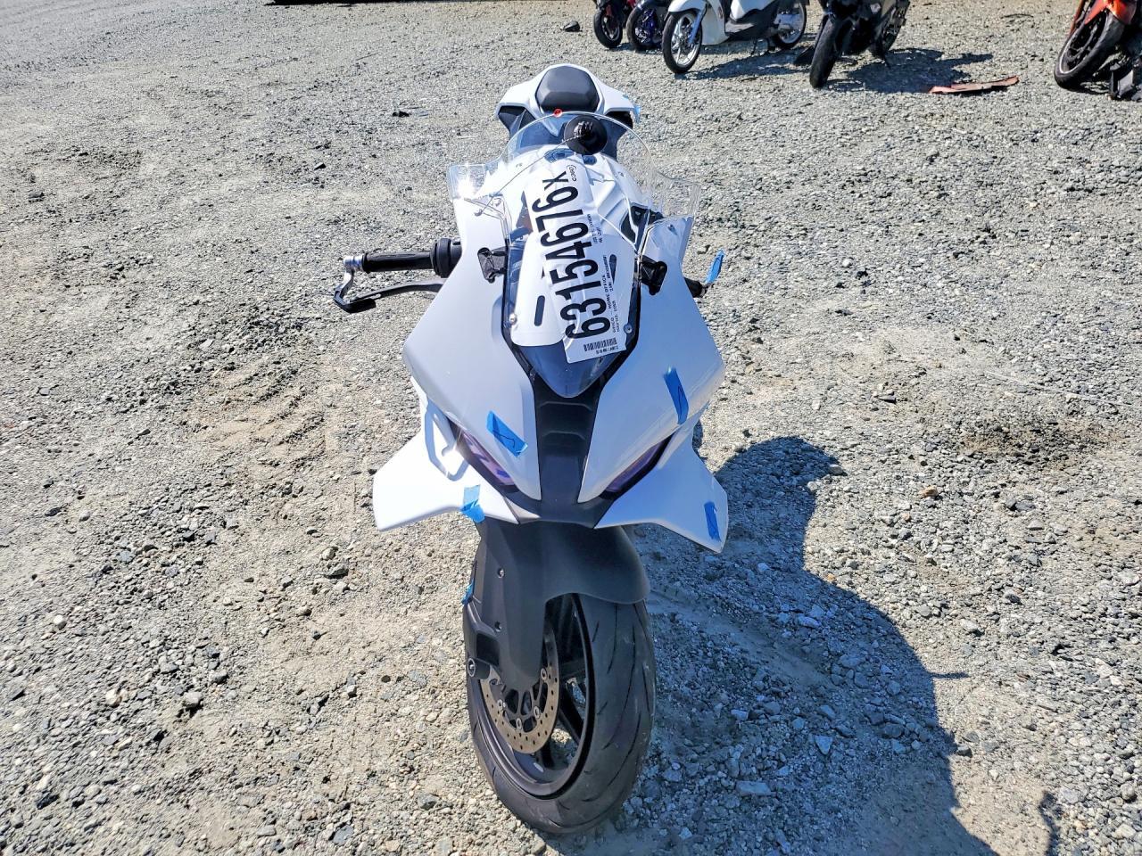 2025 BMW S 1000 Rr - Image 2