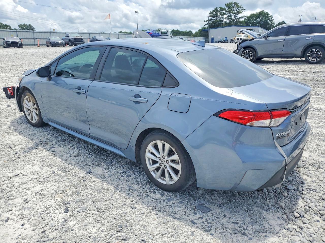 2023 Toyota Corolla Le - Image 2