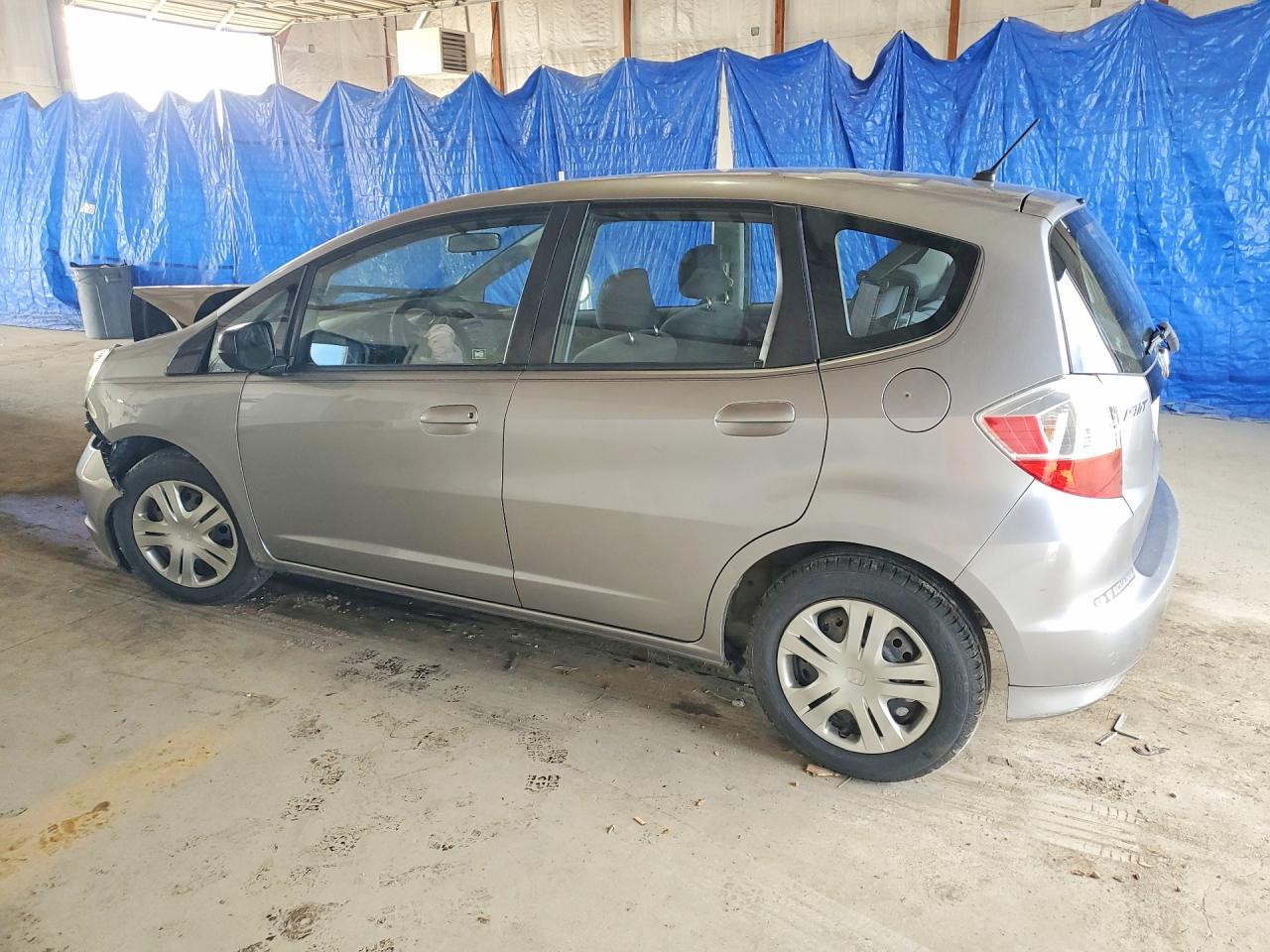 2010 Honda Fit - Фото 2