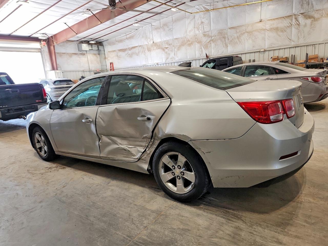 2015 Chevrolet Malibu Ls - Image 2