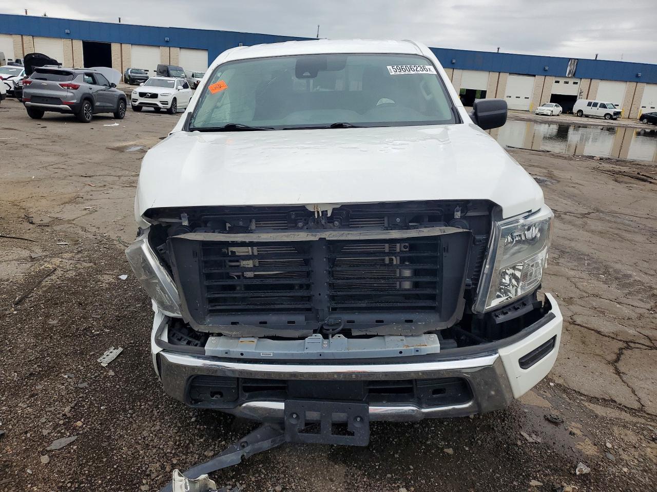 2022 Nissan Titan S - Image 5