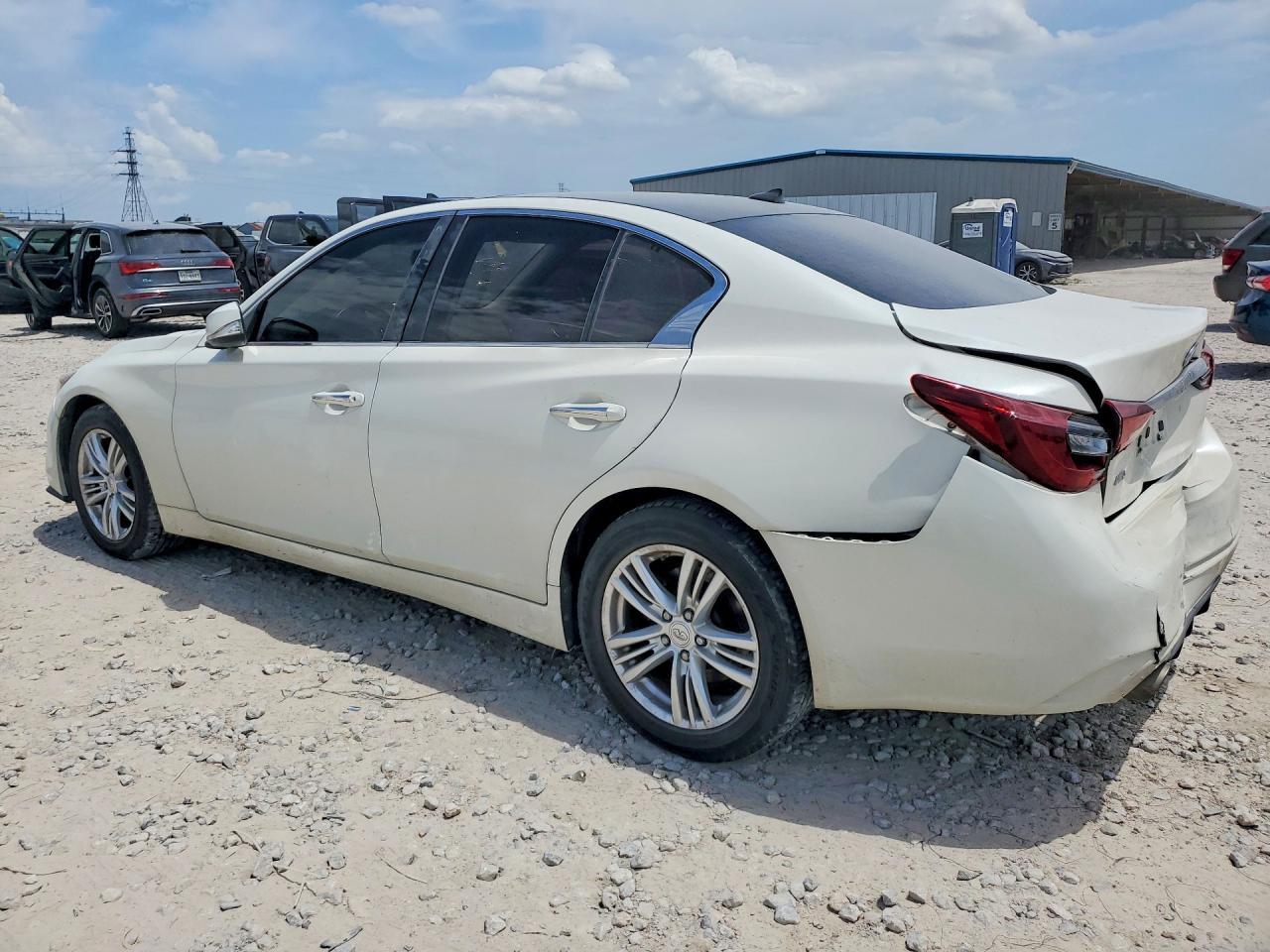 2018 Infiniti Q50 3.0T Luxe - Фото 2