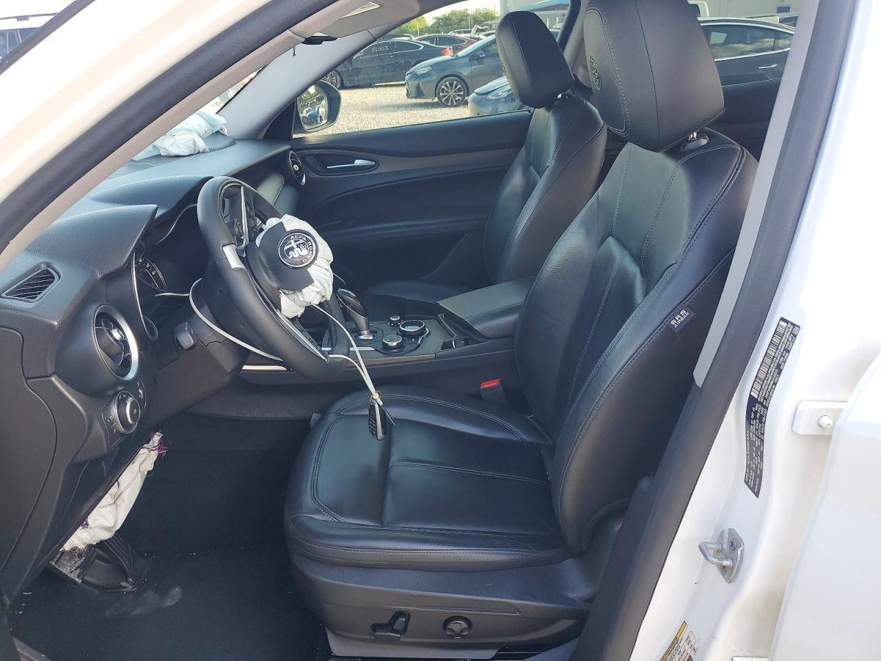 2019 Alfa Romeo Stelvio Ti - Image 7