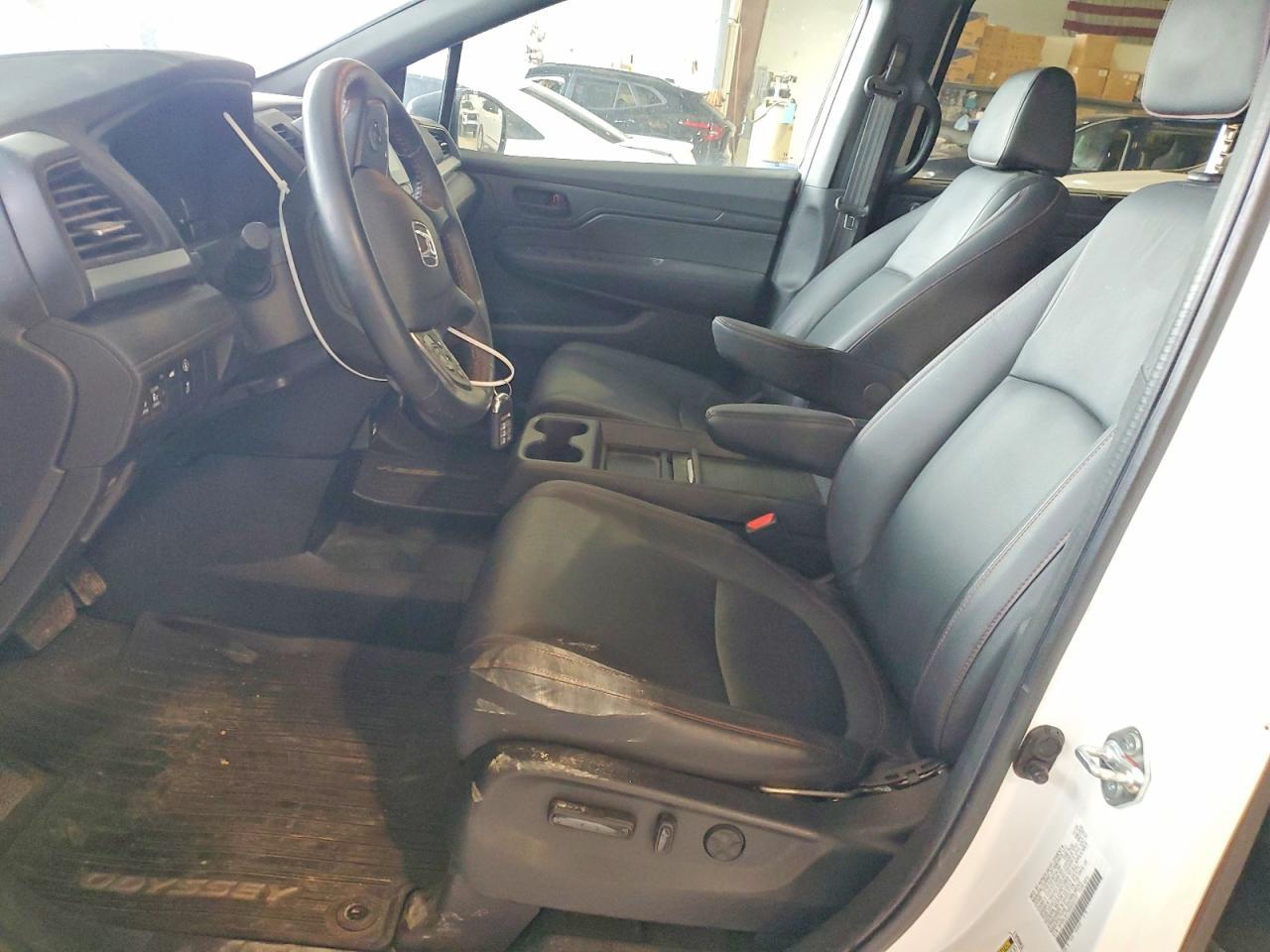 2024 Honda Odyssey Sport - Image 7