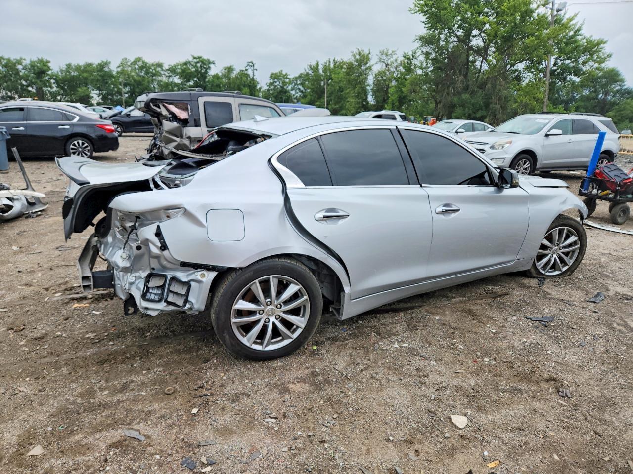 2015 Infiniti Q50 Premium - Фото 3