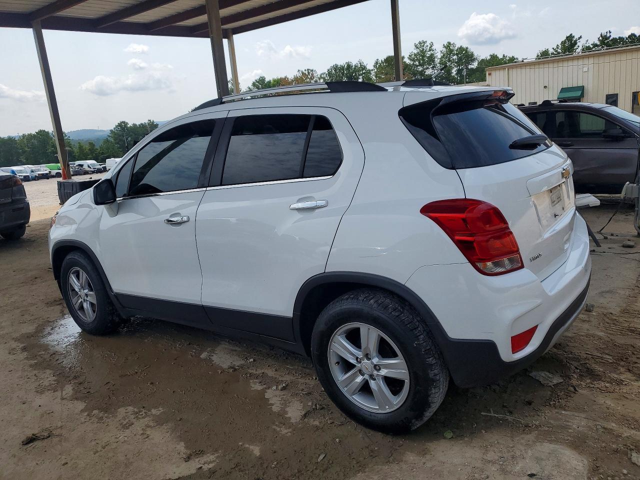 2020 Chevrolet Trax 1Lt - Фото 2