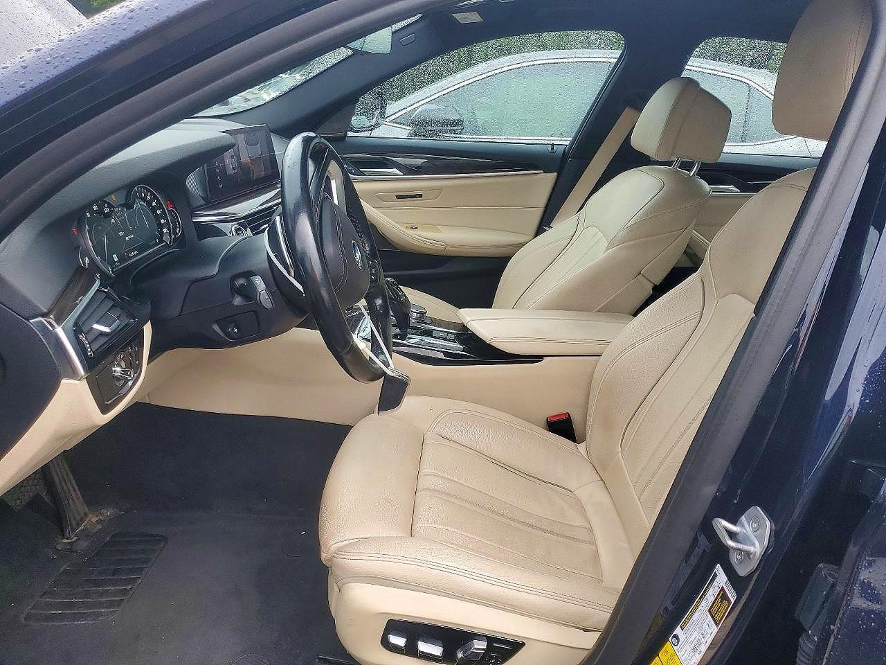 2019 BMW 530Xe - Фото 7
