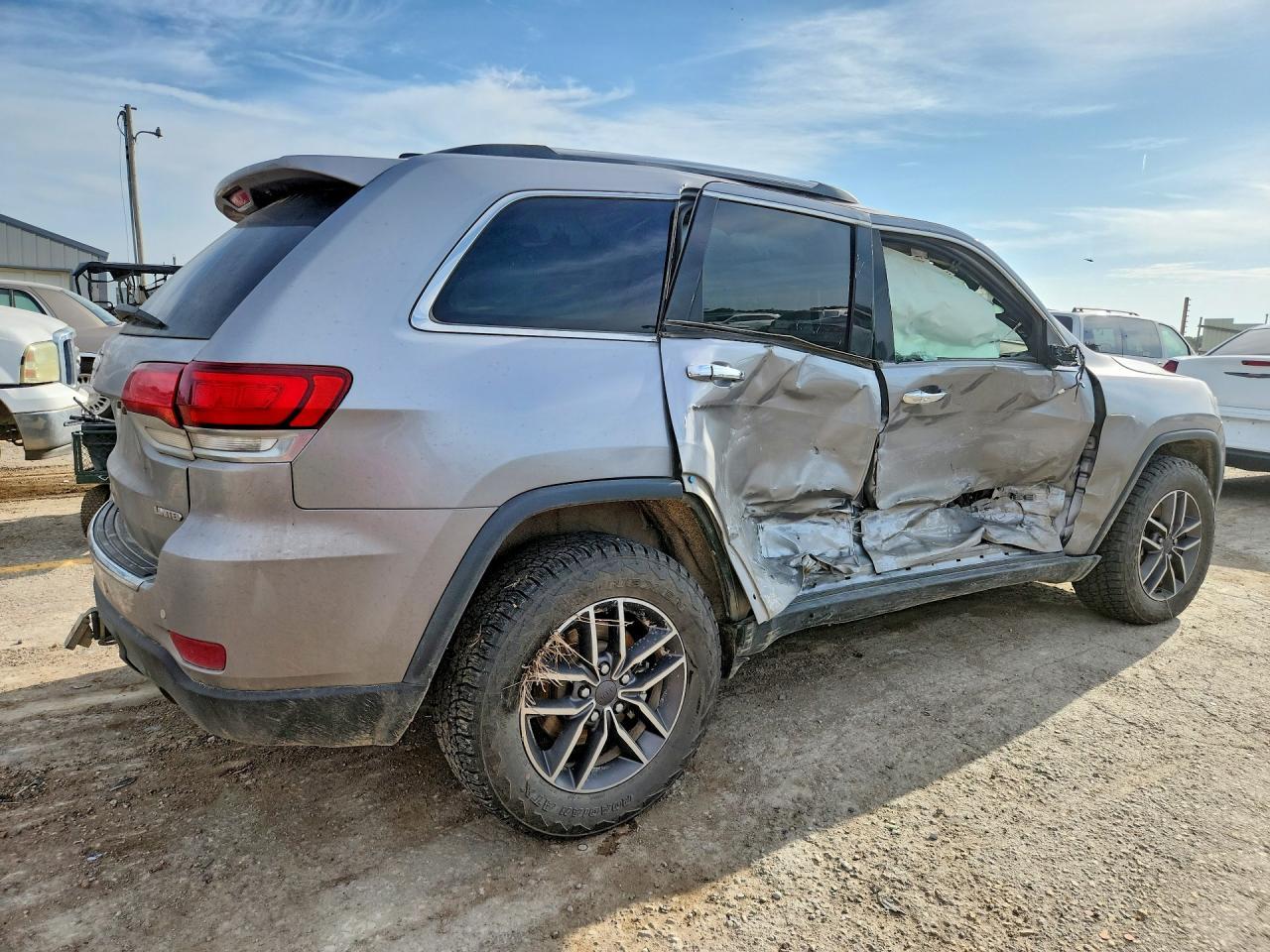 2021 Jeep Grand Cherokee Limited - Фото 3