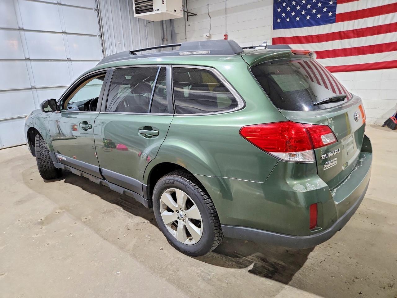 2012 Subaru Outback 3.6R Limited - Image 2