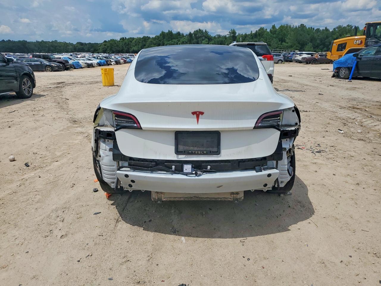 2022 Tesla Model 3 - Фото 6