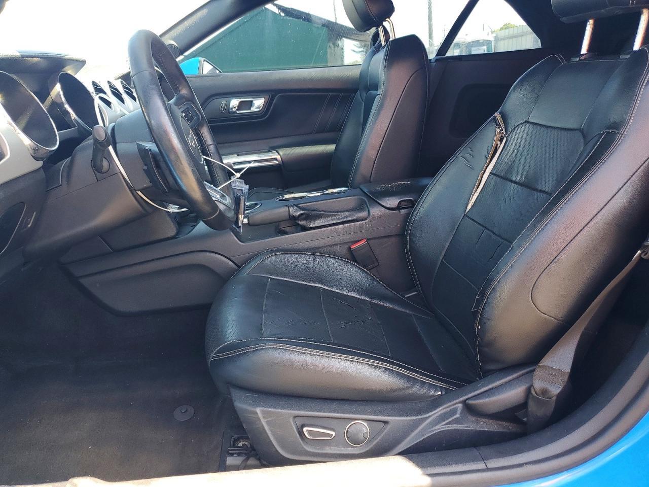 2017 Ford Mustang - Image 7