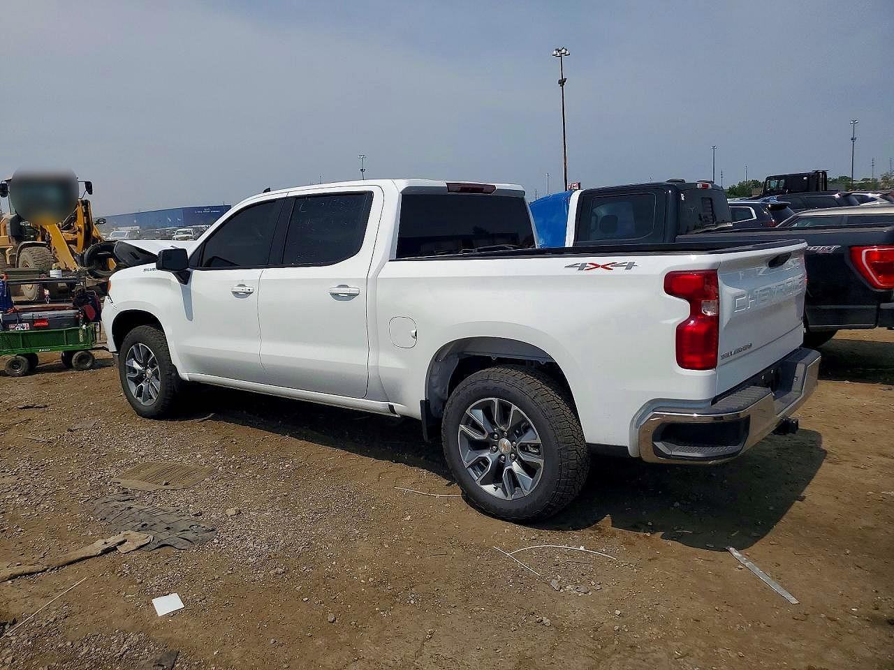 2026 Chevrolet Silverado K1500 Lt-L - Image 2