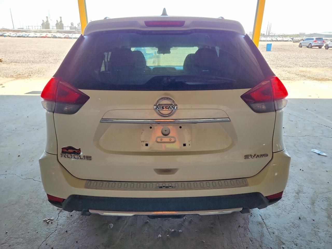 2017 Nissan Rogue Sv - Image 6
