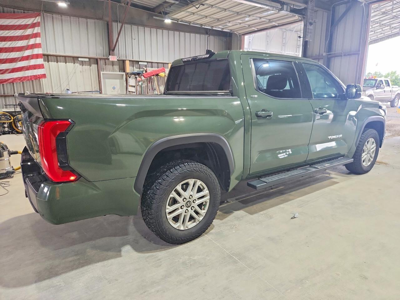 2022 Toyota Tundra Sr5 - Фото 3