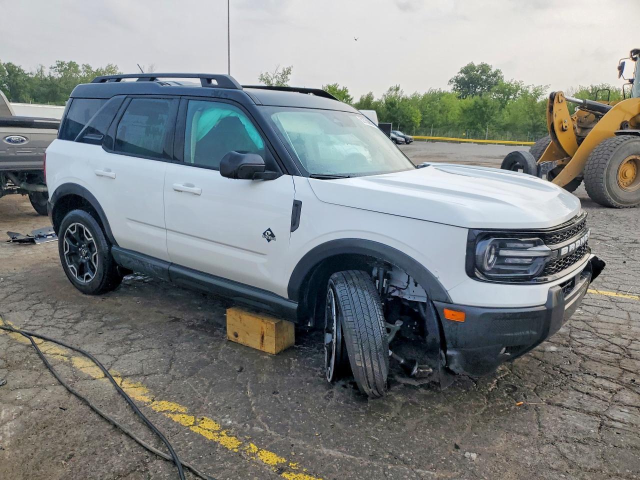 2025 Ford Bronco Sport Outer Banks - Фото 4