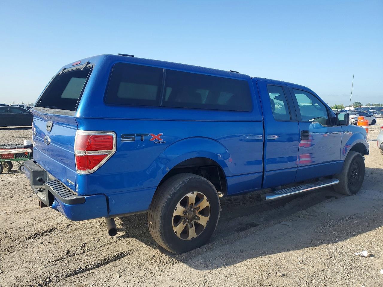 2013 Ford F150 Super Cab - Фото 3